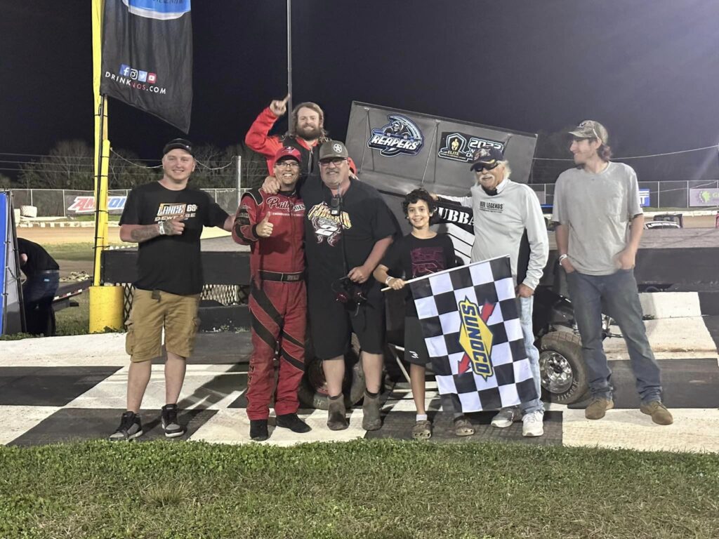 MICRO SPRINTS: #2 Chris Kennedy Parks it in Victory Lane
