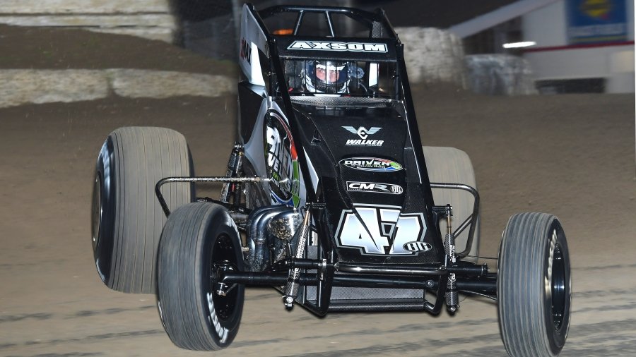 AXSOM WAXES ‘EM IN WINTER DIRT GAMES USAC SPRINT PRACTICE